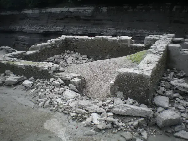 Monte Escalier 74 Monte escalier Éloise