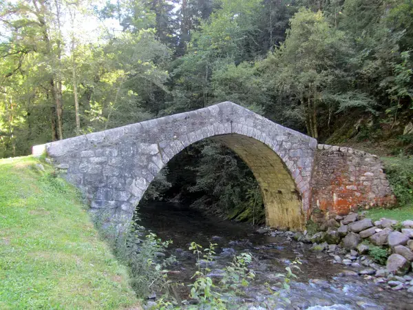 Monte Escalier 74 Monte escalier Les Clefs