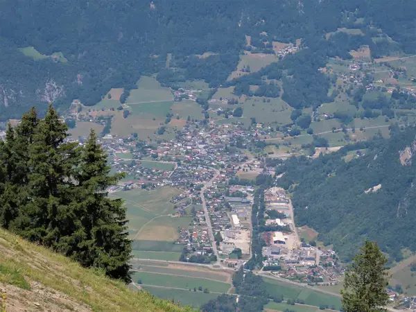 Monte Escalier 74 Monte escalier Saint-Ferréol
