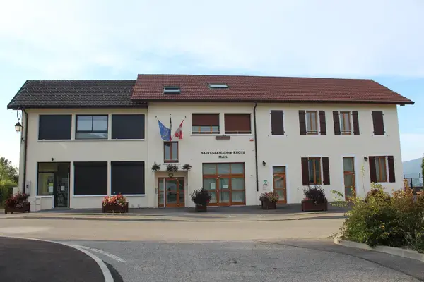 Monte Escalier 74 Monte escalier Saint-Germain-sur-Rhône